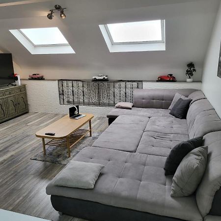 Duplex Elegant Situe A 1Min De La Gare Du Nord Apartment Brussels Exterior photo
